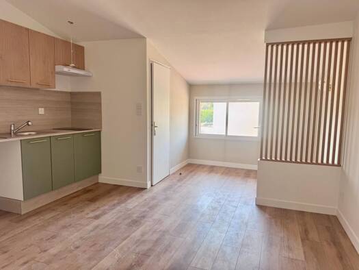 Appartement à vendre 99 000 € 1 pièce 29 m² Étage 1/1 Fanjeau Tournefeuille 31170