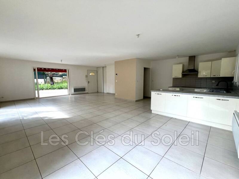 Maison à louer, 112m², LE REVEST LES EAUX