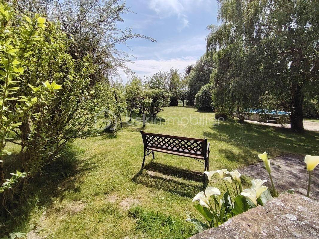 Maison à vendre, 196m², SAINT LAURENT EN GATINES