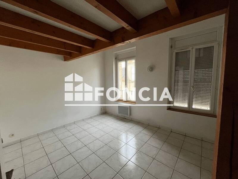 Maison à louer, 30m², SAINTE LIVRADE SUR LOT