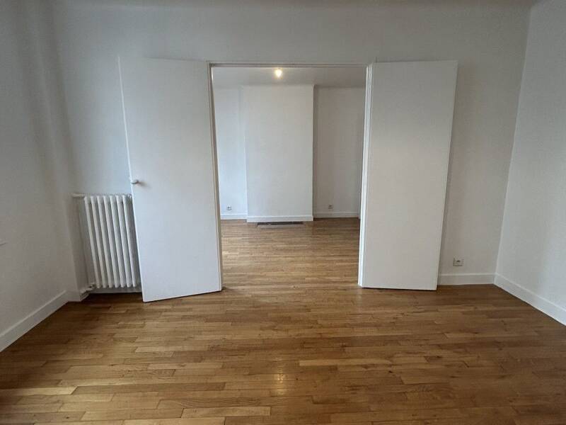 Maison à louer, 77m², PARIS 18E