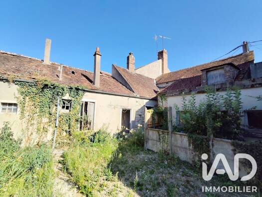 Immeuble à vendre 79 000 € 210 m² Égreville 77620