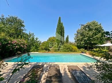 Villa à vendre 1 558 000 € 6 pièces 4 chambres 315 m² 10 845 m² de terrain Gemenos 13420