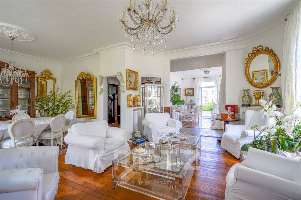 Maison à vendre, 202m², LE POULIGUEN