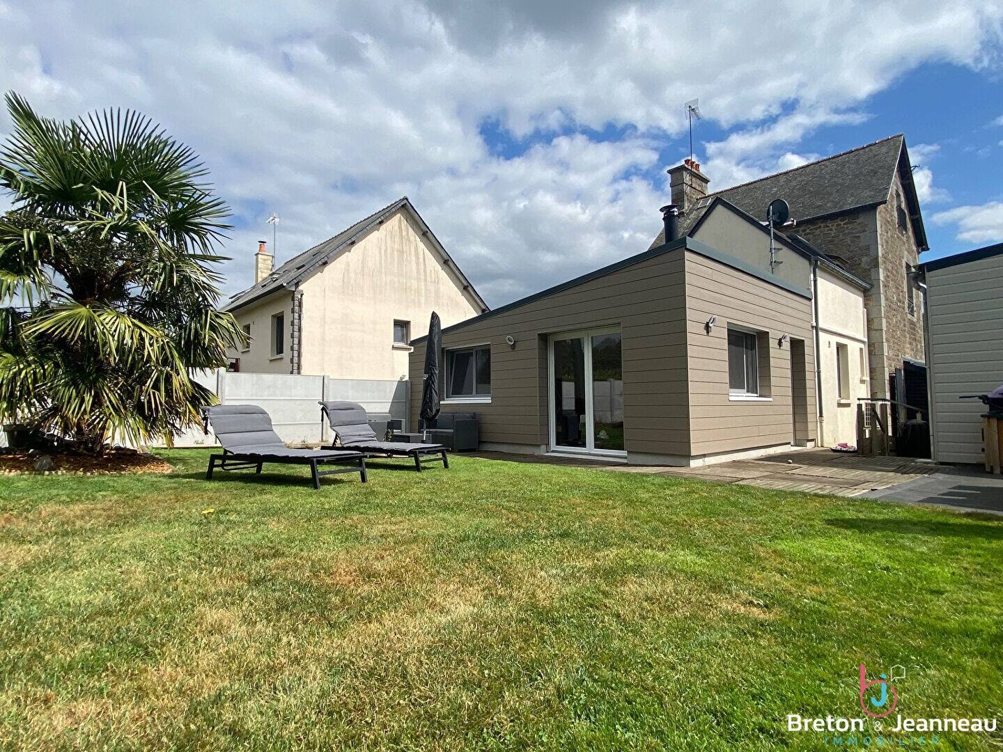 Maison à vendre, 121m², LOUVIGNE DU DESERT