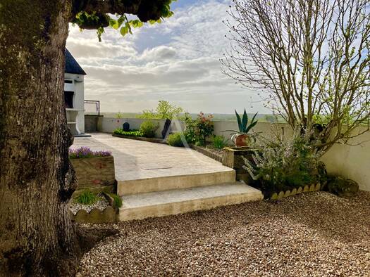 Maison à vendre 264 000 € 4 pièces 3 chambres 89 m² 720 m² de terrain Vouvray 37210