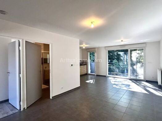 Appartement à vendre 175 000 € 3 pièces 2 chambres 61,6 m² 1er étage Pont-de-Chéruy 38230