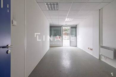 Espace bureau à vendre 230 000 € 143 m² de bureaux Les Chutes Lavies Marseille 4ème 13004