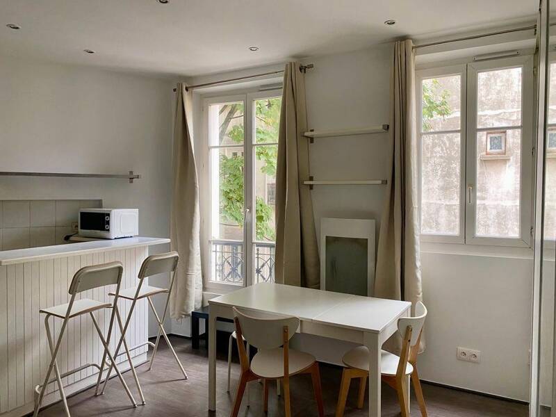 Maison à louer, 21m², PARIS 18E