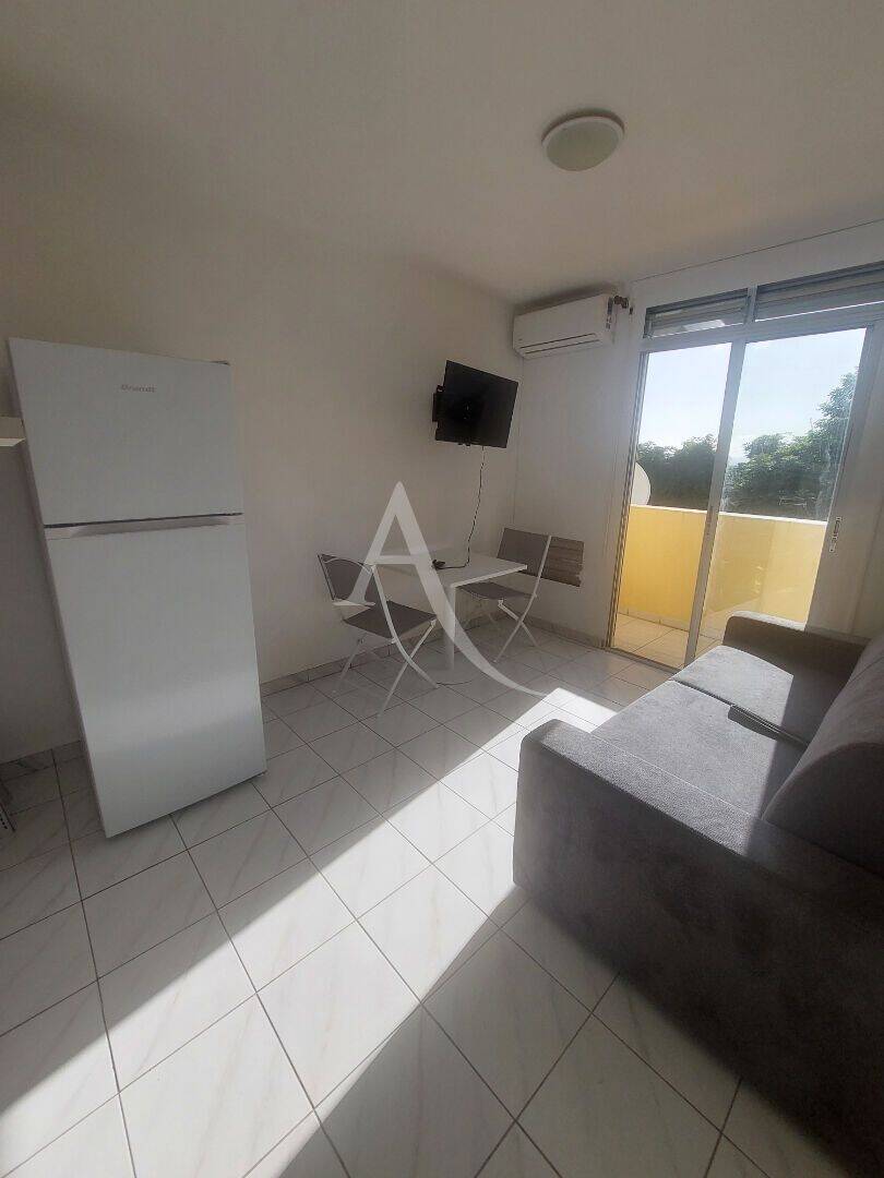 Maison à louer, 18m², FORT DE FRANCE
