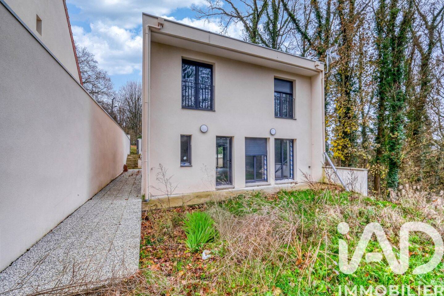 Maison à vendre, 143m², VILLENEUVE SUR BELLOT