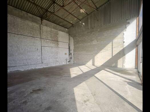 Local commercial à vendre 64 990 € 87 m² de surface de vente La Torte-Berre Dax 40100