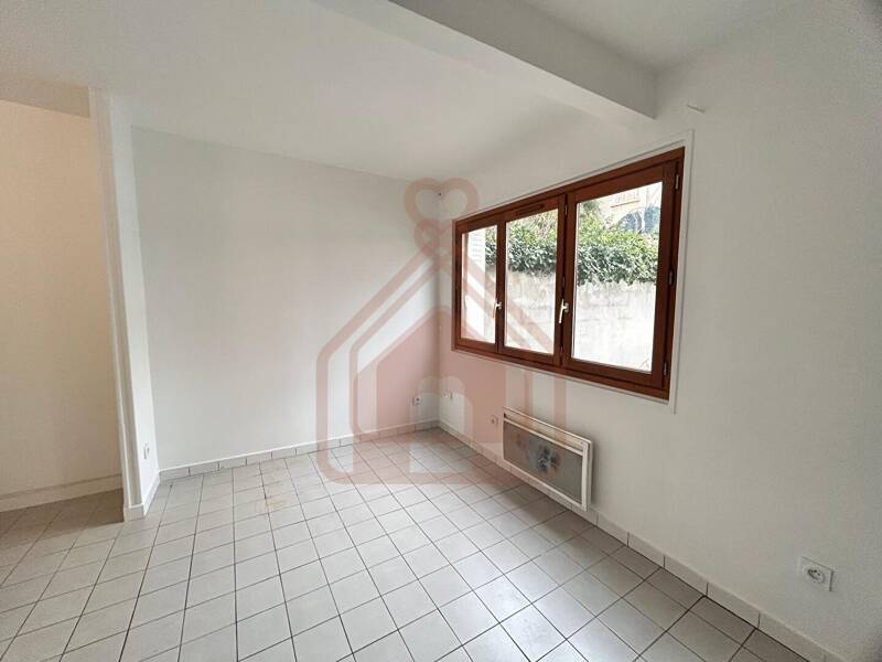 Maison à louer, 27m², VITRY SUR SEINE