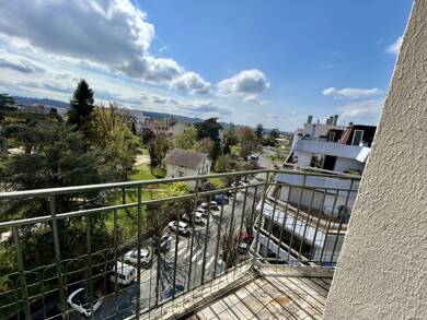 Appartement à louer 995 € 4 pièces 2 chambres 97 m² Étage 7/8 Pau 64000