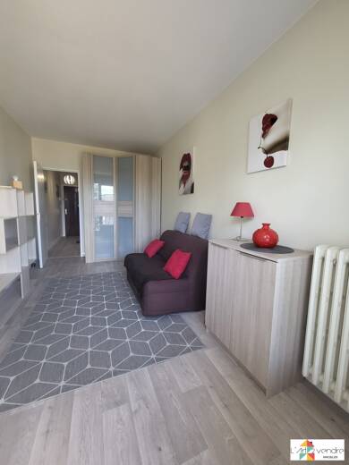 Appartement à louer 510 € 1 pièce 21,1 m² 3ème étage Avenues Compiègne 60200
