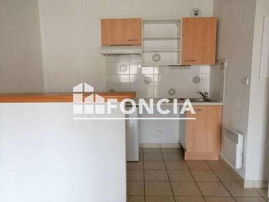 Appartement à louer 472 € 2 pièces 1 chambre 38 m² RDC Cavaillé Bergerac 24100