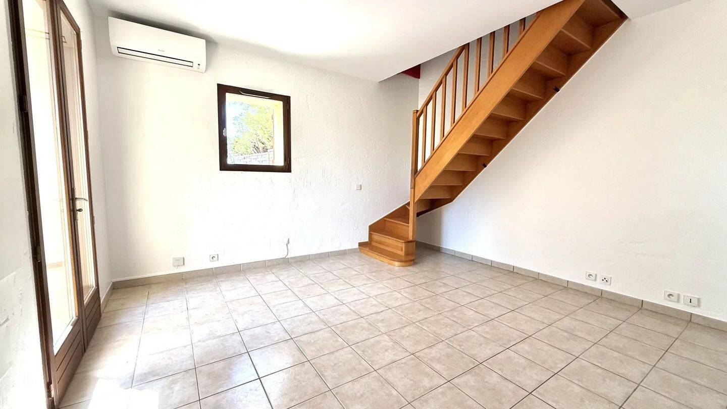 Location - Maison Nice - 1 350 €/mois — 4
