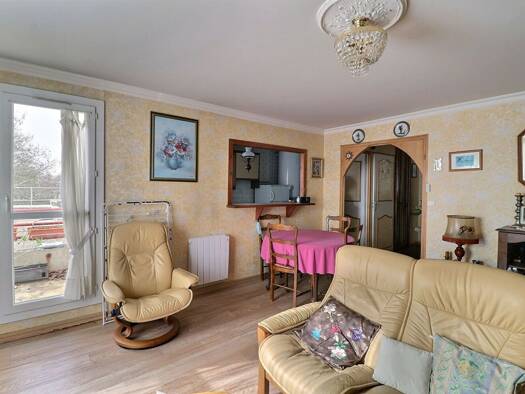 Appartement à vendre 231 000 € 3 pièces 2 chambres 66 m² Étage 3/3 La Sourderie-Nord Montigny-le-Bretonneux 78180