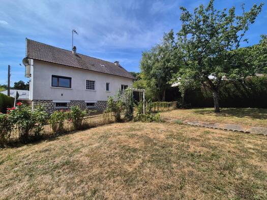 Maison à vendre 220 000 € 5 pièces 4 chambres 111 m² 708 m² de terrain Jouy 28300