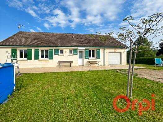Maison à vendre 149 330 € 5 pièces 4 chambres 97 m² 1 252 m² de terrain Saint-Georges-de-Poisieux 18200