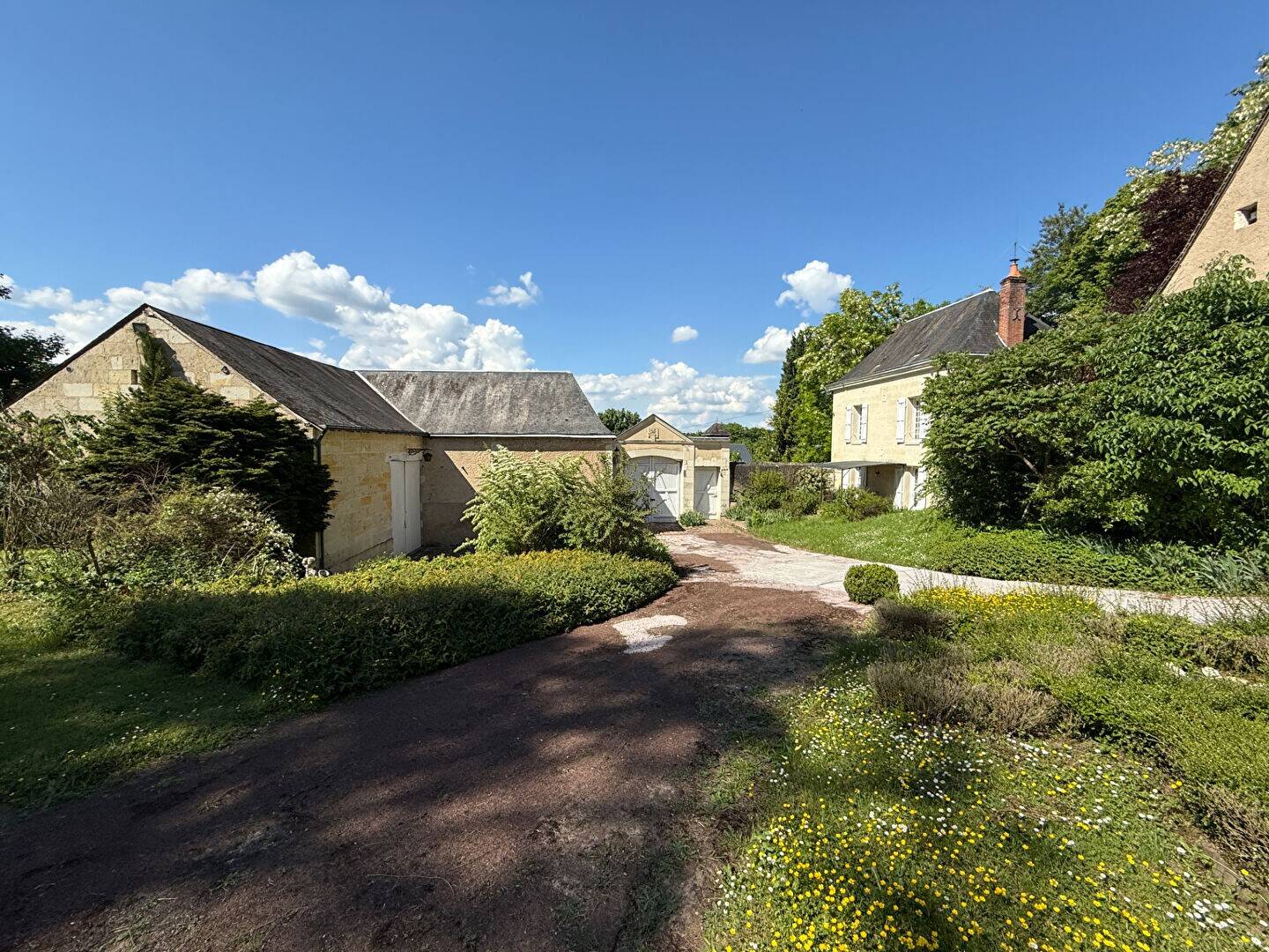 Maison à vendre, 300m², LA CHARTRE SUR LE LOIR
