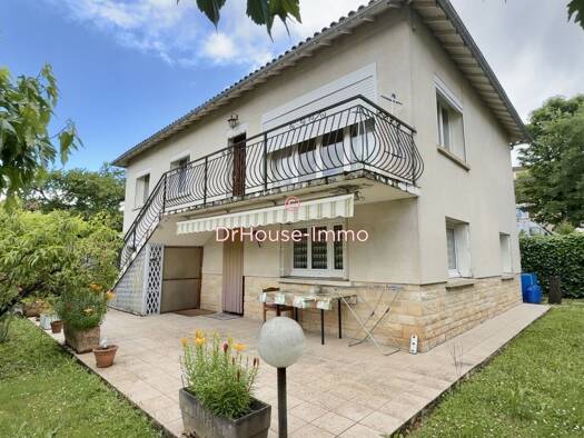 Maison à vendre 225 000 € 6 pièces 4 chambres 132 m² 531 m² de terrain Cabessut Cahors 46000