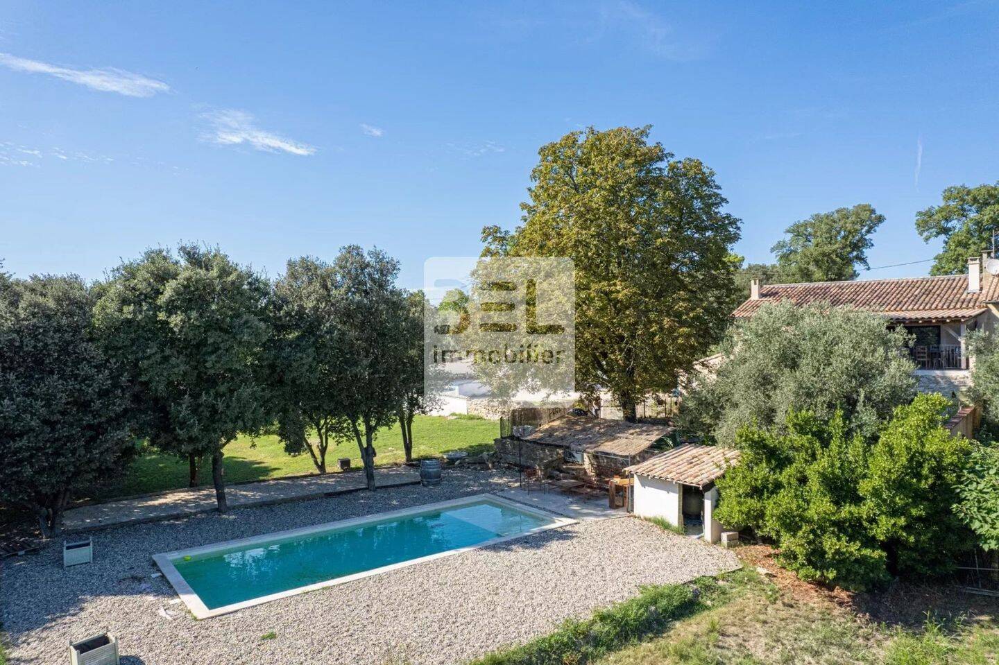 Maison à vendre, 212m², SUZE LA ROUSSE