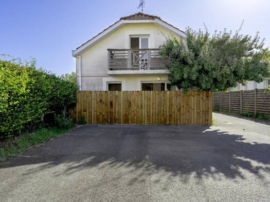 Duplex à vendre 229 500 € 3 pièces 2 chambres 62 m² RDC Mestras Gujan-Mestras 33470