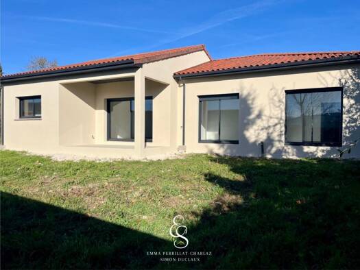 Villa à vendre 275 000 € 5 pièces 3 chambres 114 m² 700 m² de terrain Centre Ville Annonay 07100