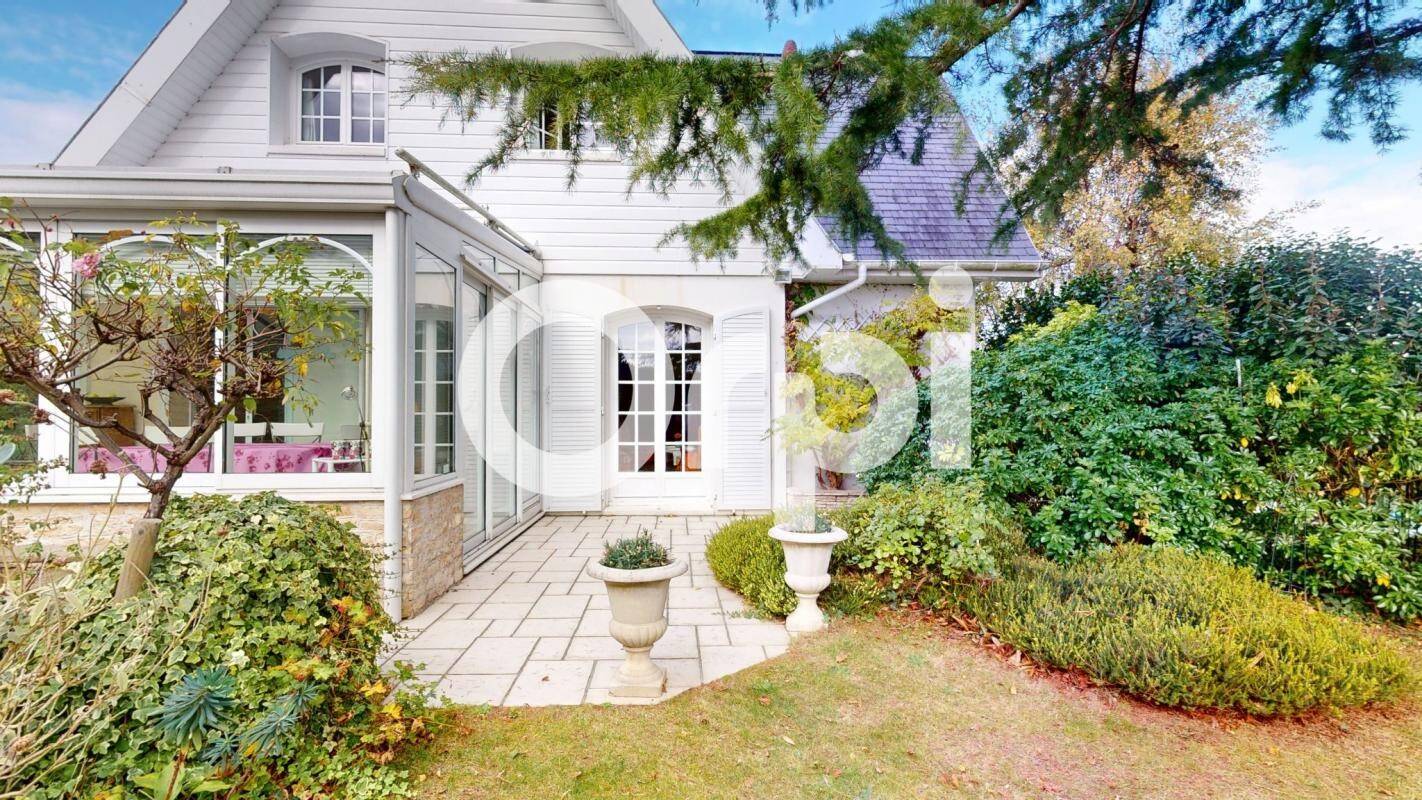 Maison à vendre, 166m², FONTAINE LA MALLET