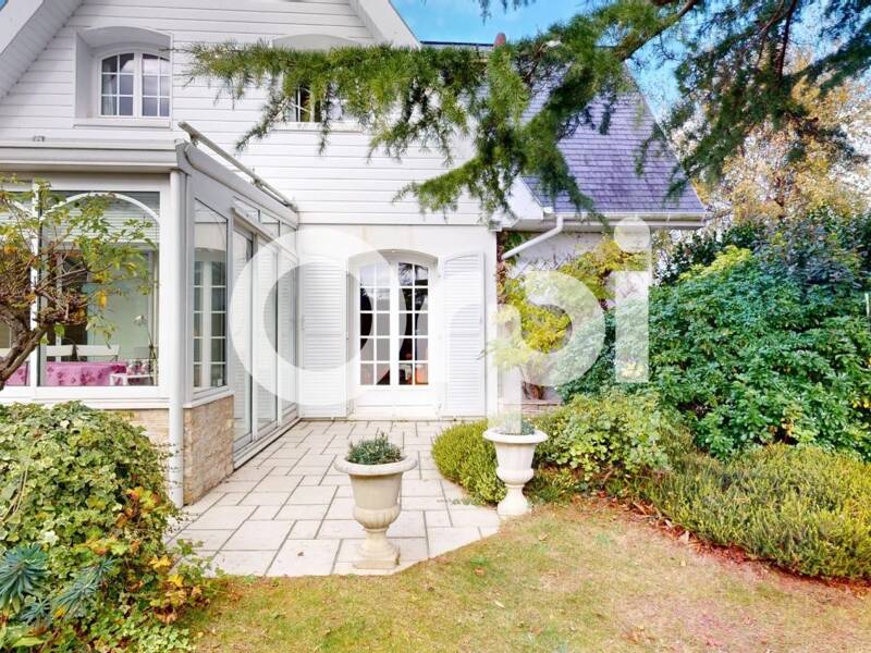 Maison à vendre, 166m², FONTAINE LA MALLET