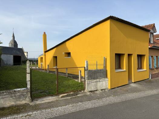 Maison de plain-pied à vendre 66 000 € 3 pièces 2 chambres 81 m² 270 m² de terrain Auxi-le-Château 62390