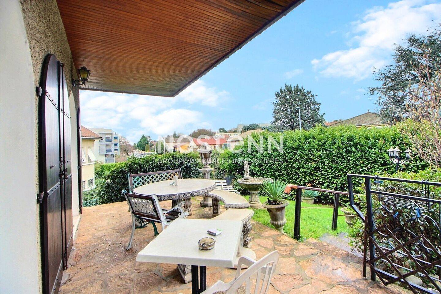 Maison à vendre, 180m², VENISSIEUX