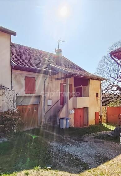 Maison à vendre 99 000 € 3 pièces 2 chambres 69 m² 717 m² de terrain Val-Sonnette 39190