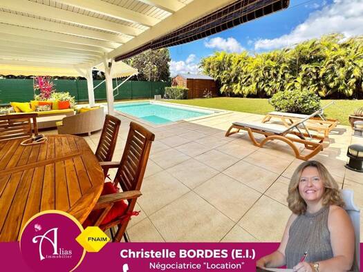 Maison à louer 2 730 € 4 pièces 3 chambres 115 m² 1 000 m² de terrain Baie-Mahault 97122