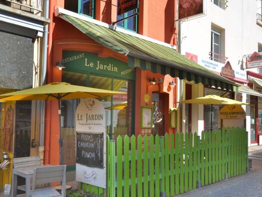 Restaurant à vendre Fonds de commerce 229 000 € 209 m² d'espace de restauration Bourbonne-les-Bains 52400