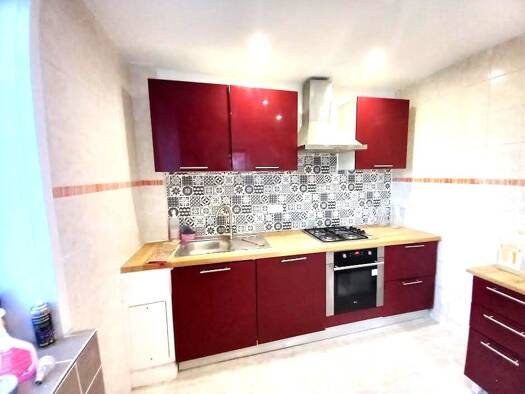 Appartement à louer 395 € 2 pièces 1 chambre 45 m² RDC La Pacaudière 42310