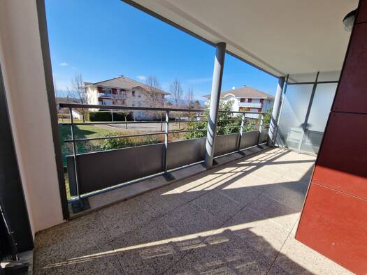 Appartement à louer 1 394 € 3 pièces 2 chambres 60,8 m² Étage 1/2 Cranves-Sales 74380