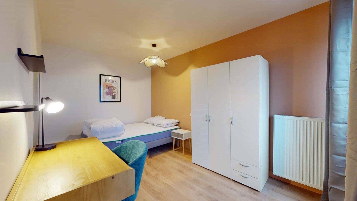 Maison à louer, 15m², COURBEVOIE