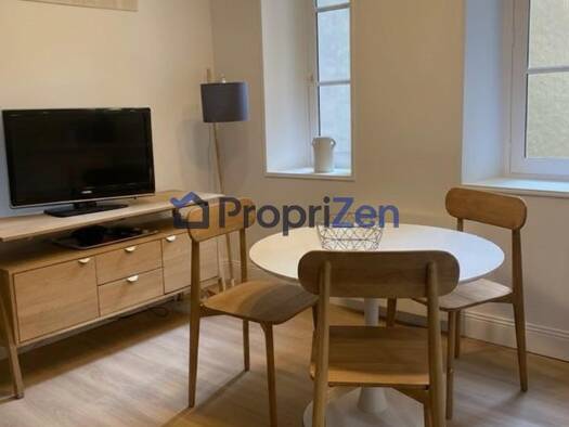Appartement à louer 921 € 1 pièce 1 chambre 45 m² Étage 2/5 Terreaux Lyon 1er arrondissement 69001