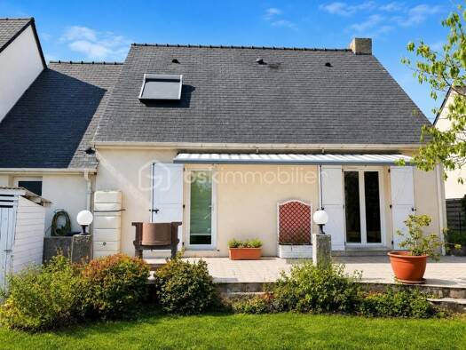 Maison de ville à vendre 319 000 € 5 pièces 4 chambres 98 m² Hôtel de Ville Couëron 44220