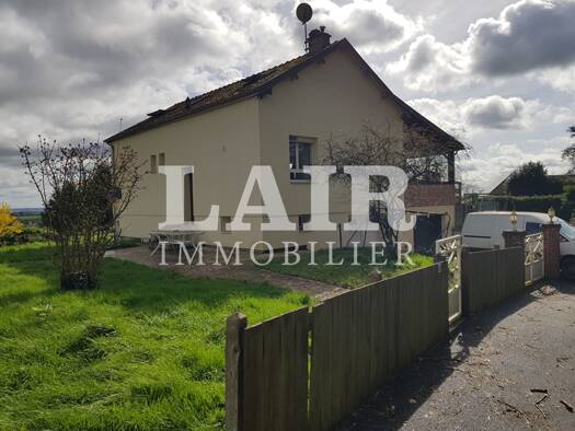 Maison à vendre 143 500 € 5 pièces 3 chambres 100 m² 1 532 m² de terrain Sees 61500
