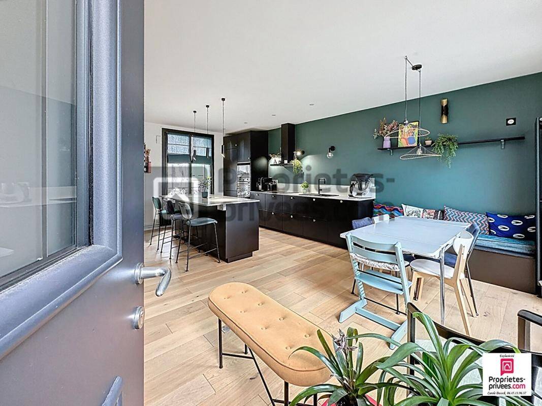 Maison à vendre, 148m², CRECY LA CHAPELLE