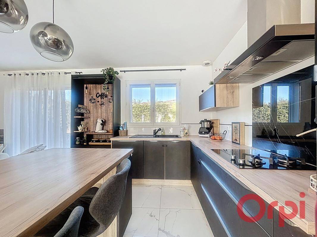 Maison à vendre, 90m², OPOUL PERILLOS