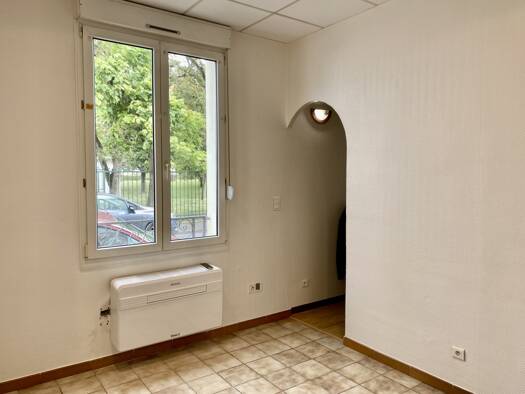 Appartement à vendre 66 960 € 1 pièce 22,6 m² RDC Reims 51100