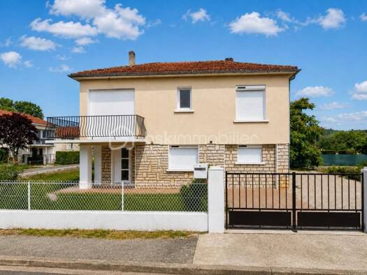 Maison à vendre 158 000 € 5 pièces 4 chambres 122 m² Cubjac-Auvézère-Val d'Ans 24640