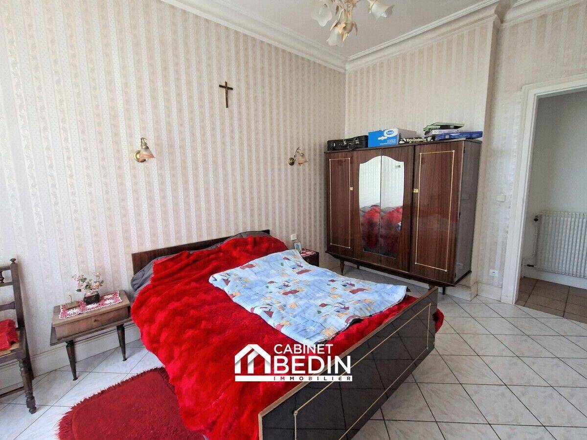 Maison à vendre, 275m², FARGUES SAINT HILAIRE