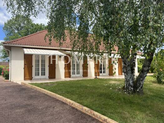 Maison à vendre 164 000 € 5 pièces 3 chambres 102,98 m² 920 m² de terrain Savigny-en-Sancerre 18240