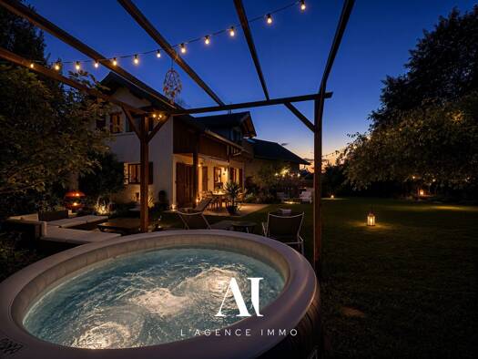 Maison à vendre 860 000 € 7 pièces 5 chambres 312 m² 1 070 m² de terrain Viry 74580