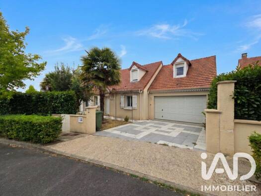 Maison à vendre 379 000 € 6 pièces 4 chambres 121 m² 484 m² de terrain Ballancourt-sur-Essonne 91610
